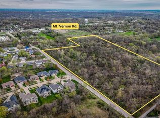 1310 42nd St SE, Cedar Rapids, IA 52403