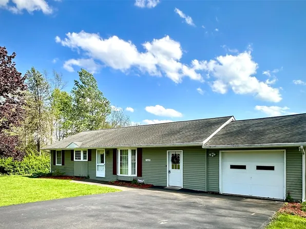 15495 Cherry St, Meadville, PA 16335