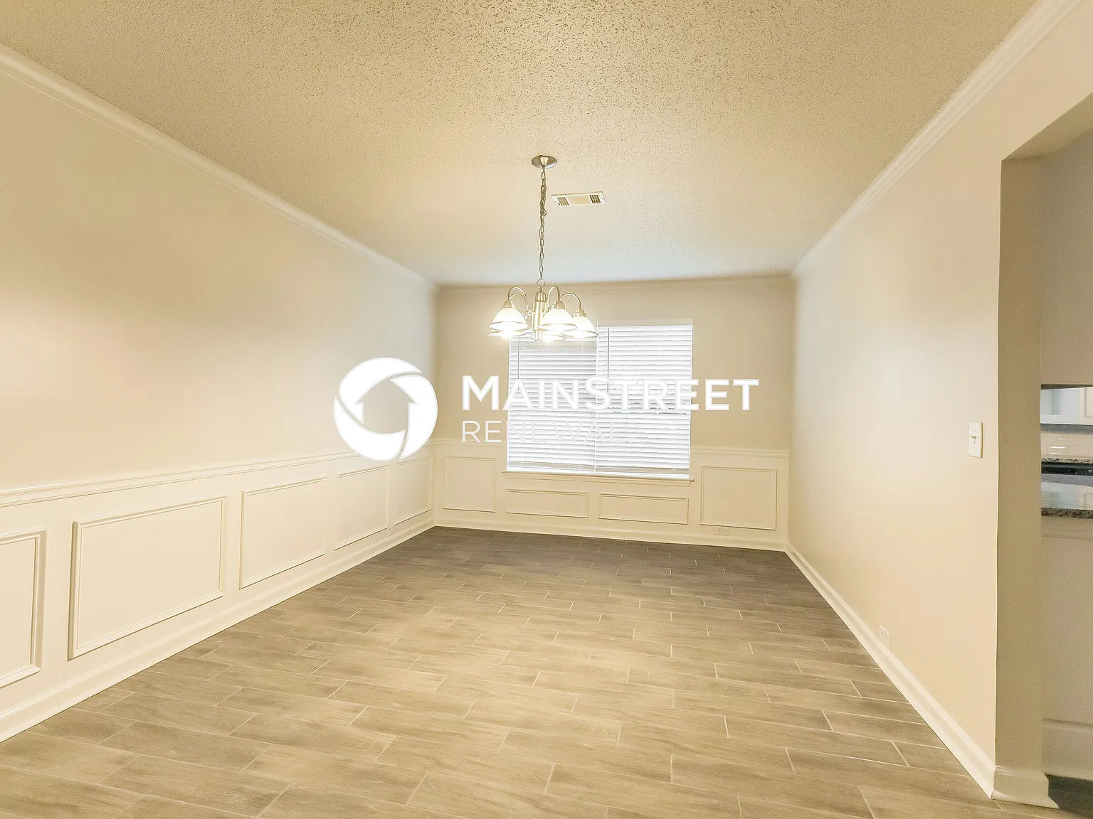 1562 Gunstock Ct — Photo 3