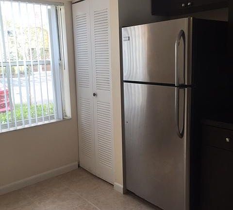 5th image of 3872 NW 90th Ave #3872