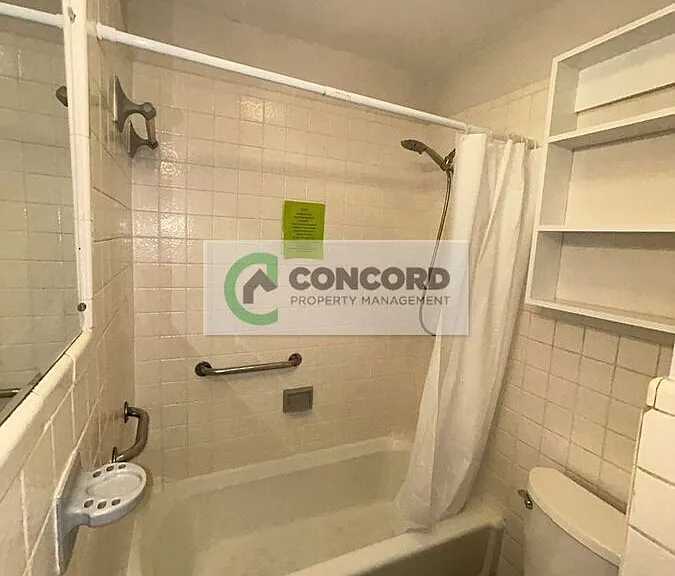 1122 W Northwood St — Photo 12