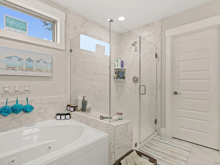 1820 Whisperwood Rd — Photo 34