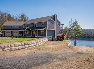 2R W Lakeview Dr, Granby, CT 06035