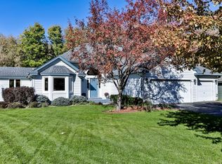 13528 James Ave S, Burnsville, MN 55337