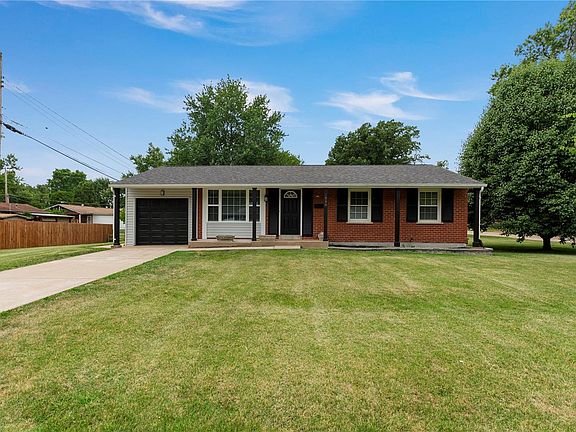 2nd image of 1790 Gerard Park Ln