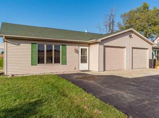 E12918 Shady Lane Rd, Baraboo, WI 53913