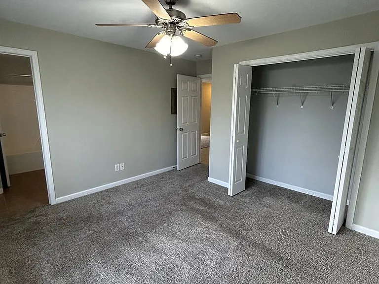 Ravina Apartments — Photo 18