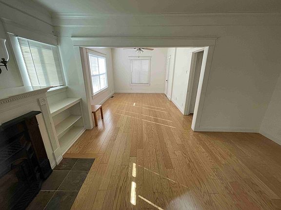 3rd image of 4335 Fulton Ave