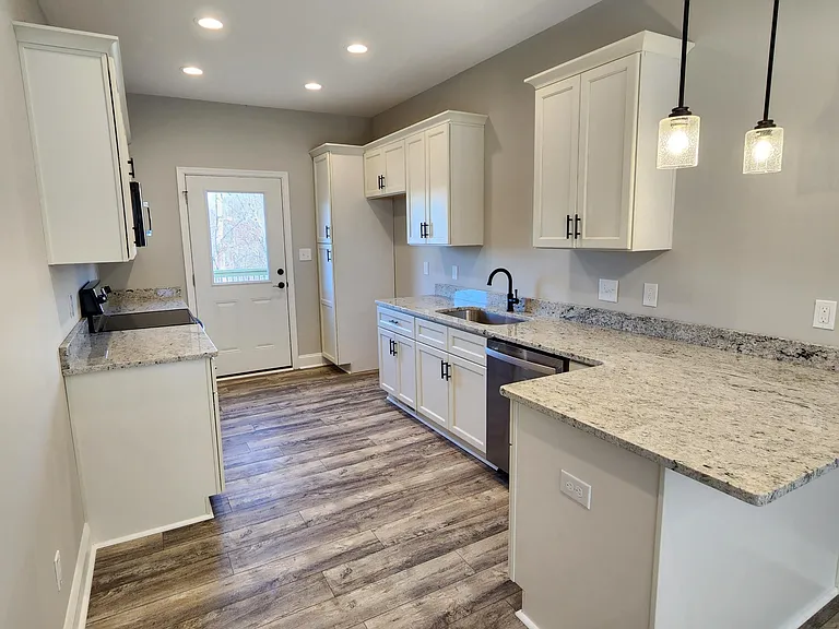 3008 Hill St #307 — Photo 6