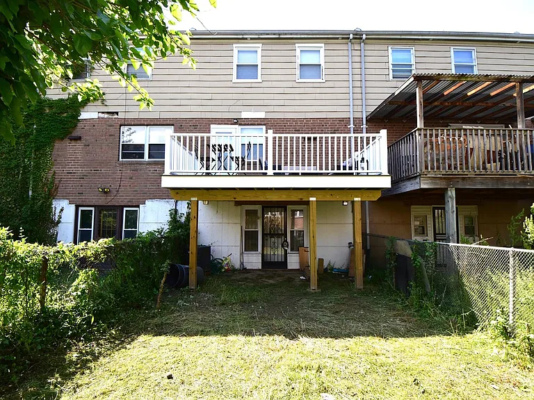 8018 Chelwynde Ave — Photo 41