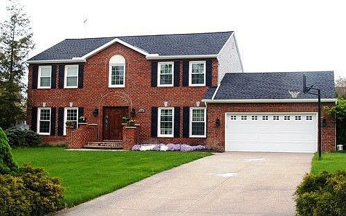 1st image of 7629 Lindsay Ln