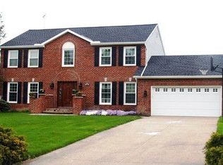 7629 Lindsay Ln, Solon, OH 44139