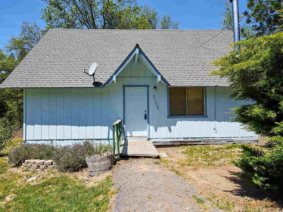 1st image of 22036 Crystal Falls Dr