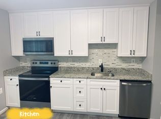 10221 Quiet Pond Ter, Burke, VA 22015