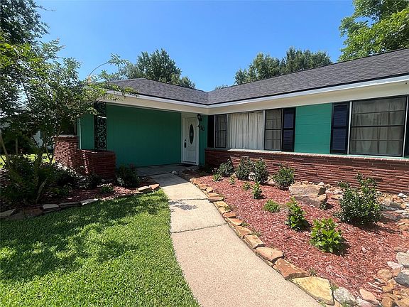 4th image of 416 Azalea Dr