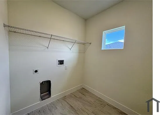 319 Anchovie Ct — Photo 19