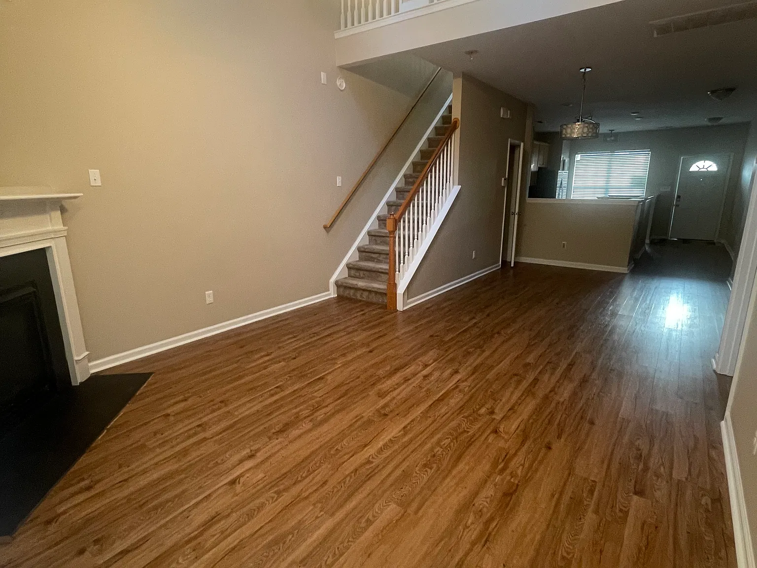 3 bed, 1794 sqft, $2,350 — Photo 3