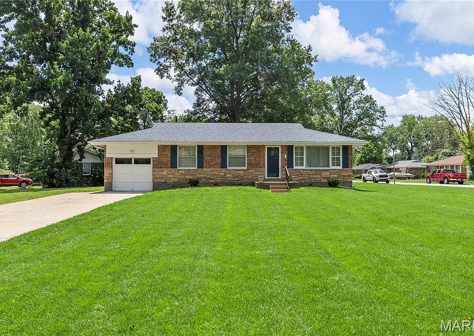 1st image of 9639 Cutler Dr
