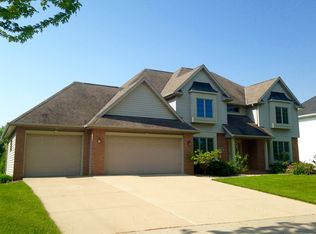 217 E Timberline Dr, Appleton, WI 54913