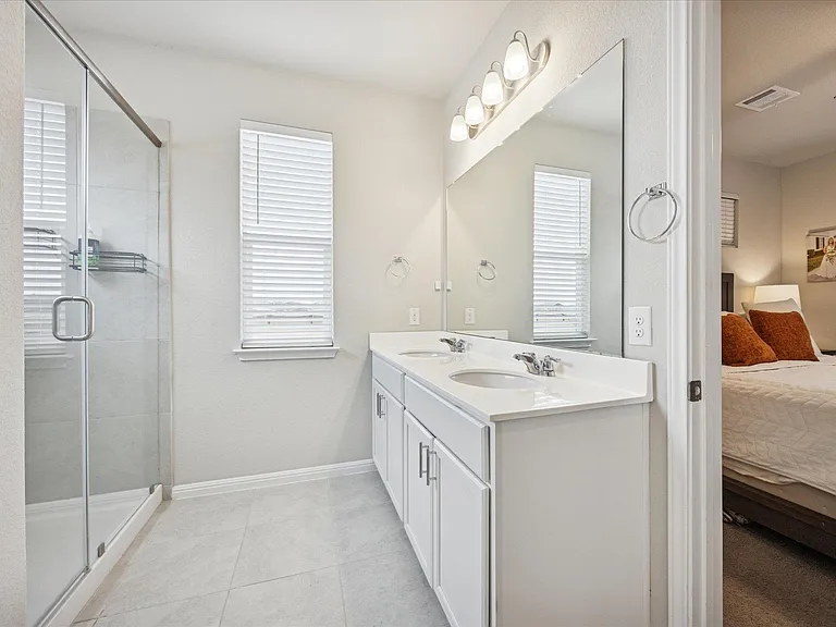 12000 Corsicana Trl — Photo 14