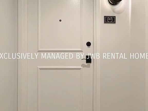 3rd image of 218 Church St #201