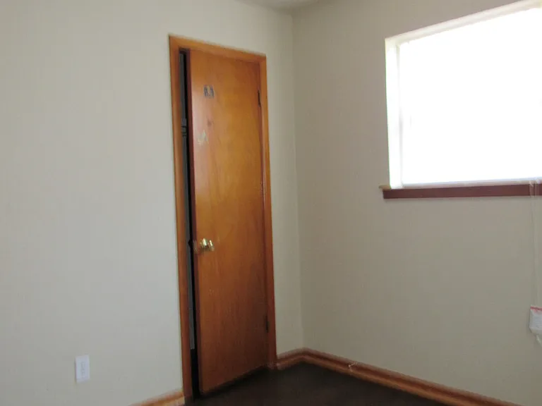 2405 NW 42nd St — Photo 14