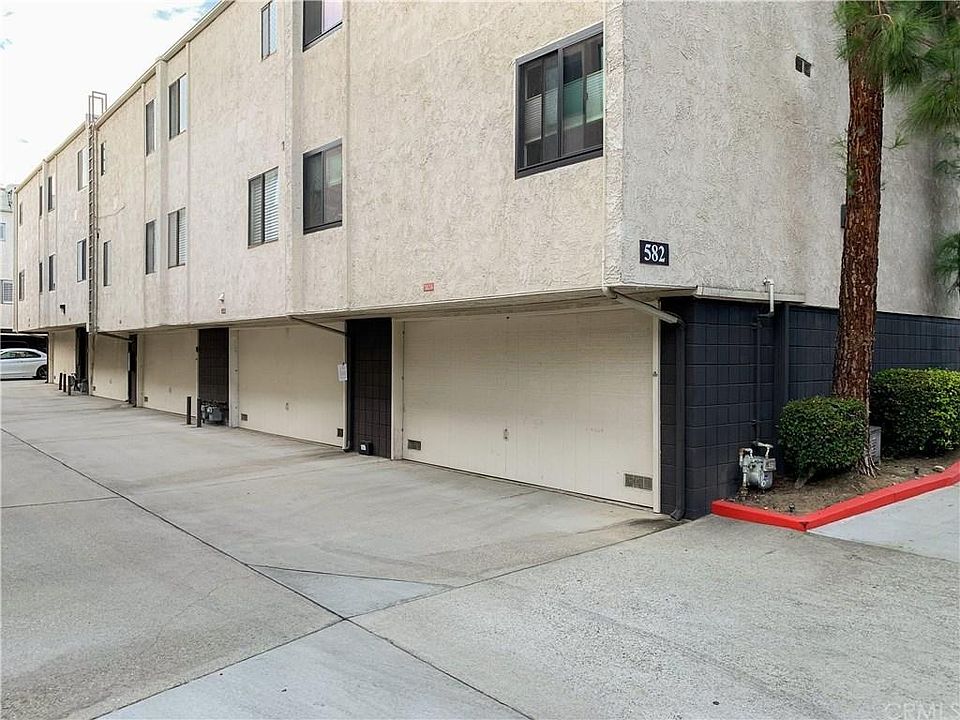 1st image of 582 W Huntington Dr