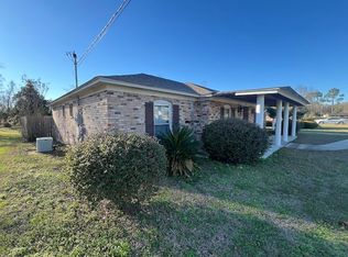 309 Pinehaardt Dr, Selma, AL 36701
