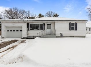 9 Freeborn St, Saint Albans, VT 05478