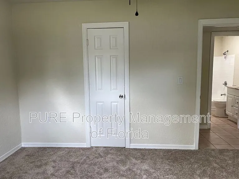 2205 NE 14th Ave — Photo 35