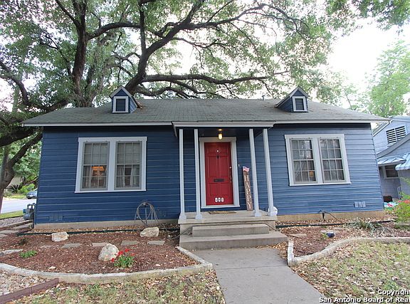 2nd image of 602 W Huisache Ave