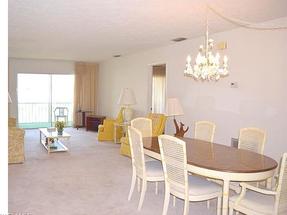 5th image of 1345 SE 40th Ter APT 2D