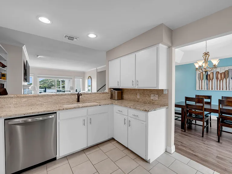 415 Horseshoe Bay North Blvd — Photo 12