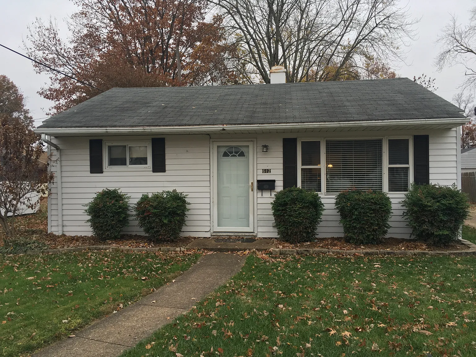 612 Windsor Ave photo 1