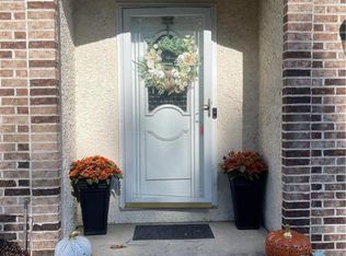 830 W Macada Rd, Bethlehem, PA 18017