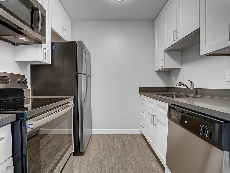 234 Escuela Ave — Photo 1