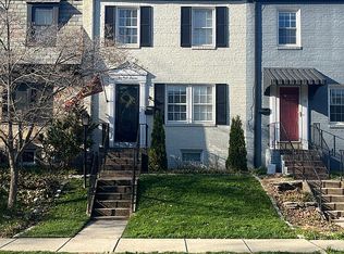 10 E Linden St, Alexandria, VA