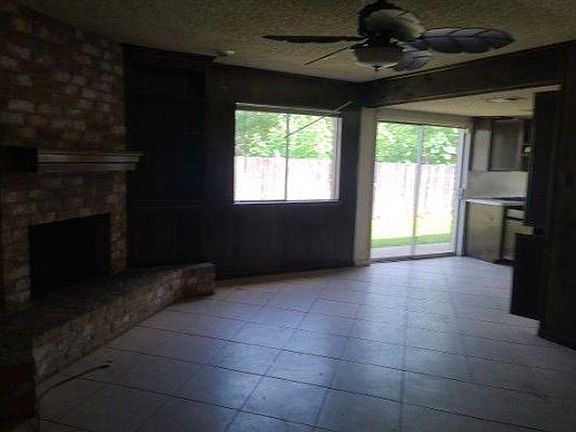 4th image of 15407 Runswick Dr
