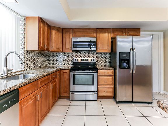 40ea8057-e942-4e3c-aafa-44208294e492-w_1500-h_1000