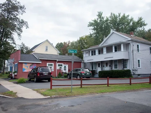 26-28 Holyoke St, Easthampton, MA 01027