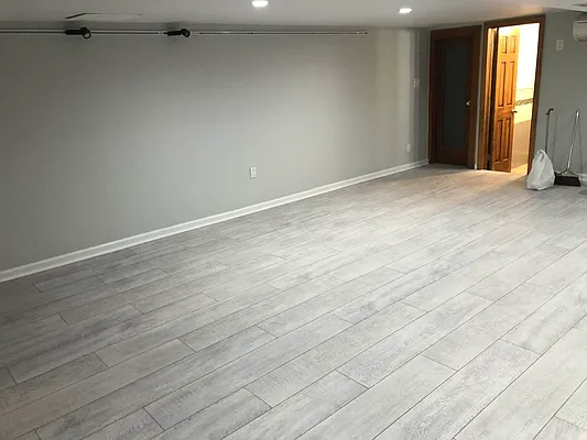 Rented by Signature Spaces NYC Corp | media 27