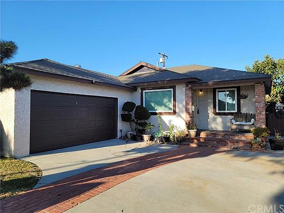 2nd image of 15512 Crossdale Ave