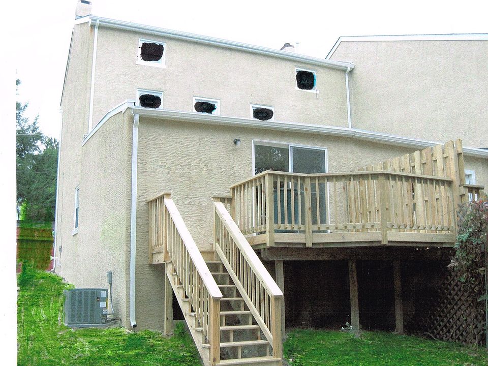 Back of home new deck