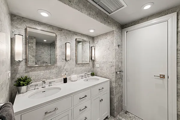 Sold by SERHANT. | media 9