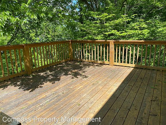 5th image of 251 NW Clearview Dr