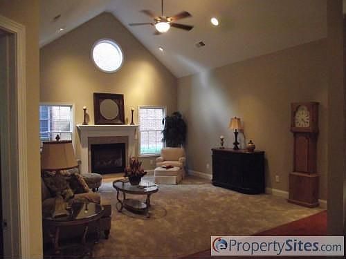 4th image of 2546 Maple Branch Ln