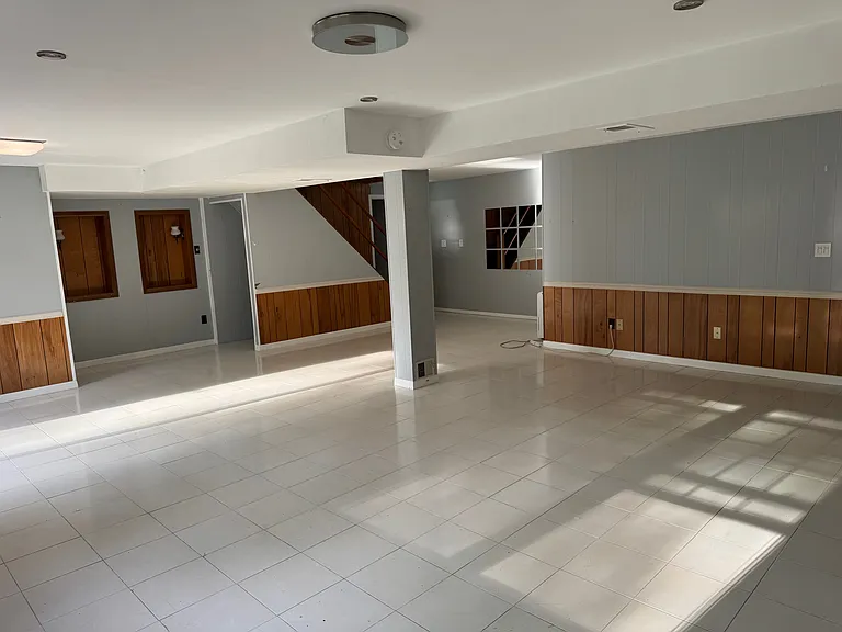 2428 Drexel St — Photo 21