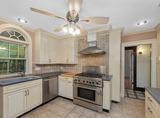 96 Theodore Parker Rd FLOOR 1, West Roxbury, MA 02132