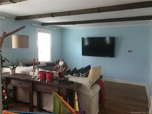 4th image of 356 Woodstock Ave