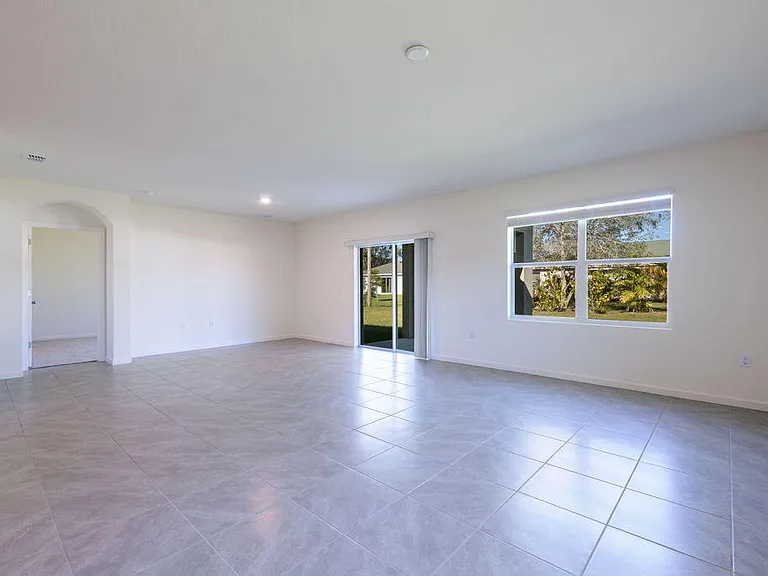 2525 SW Westfield St — Photo 24